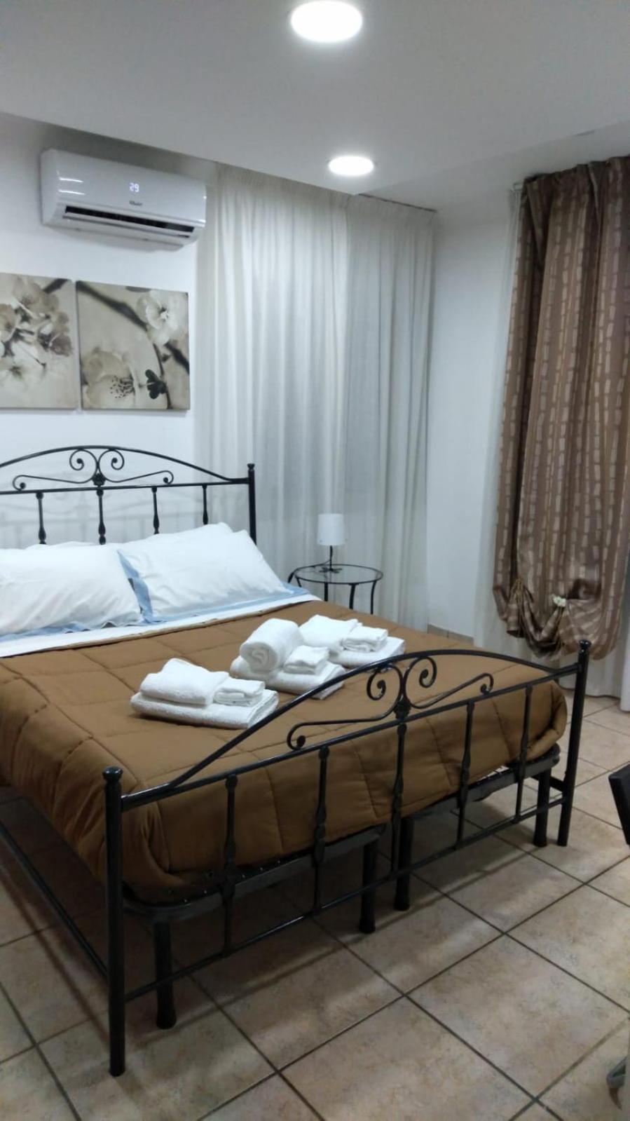 Double Room Private Bathroom